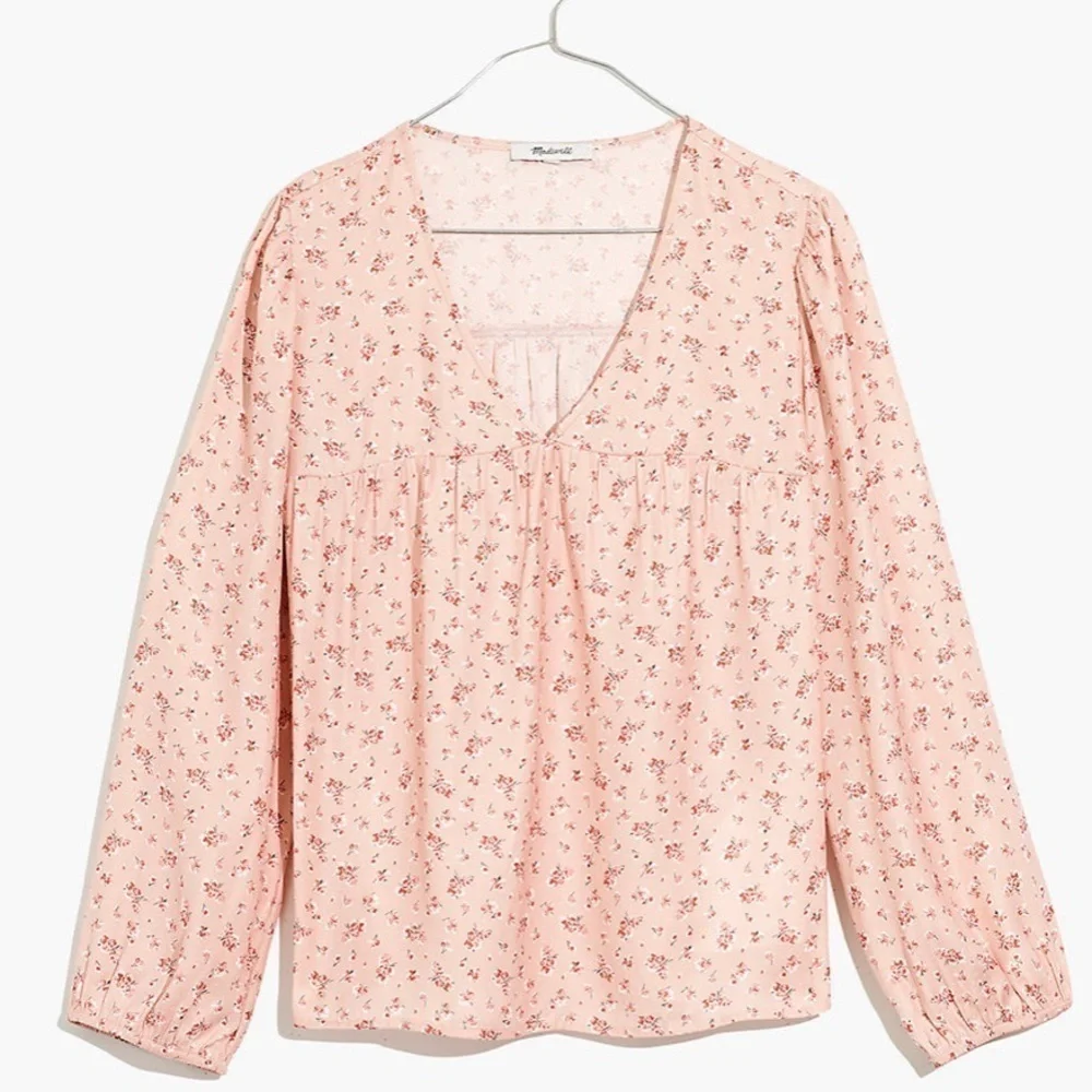 𝅺MADEWELL satin puff sleeve V neck top. Size S